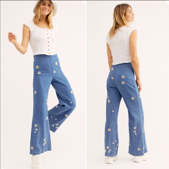 Free People Pants - NWT Free People Dixie floral jeans sz 25